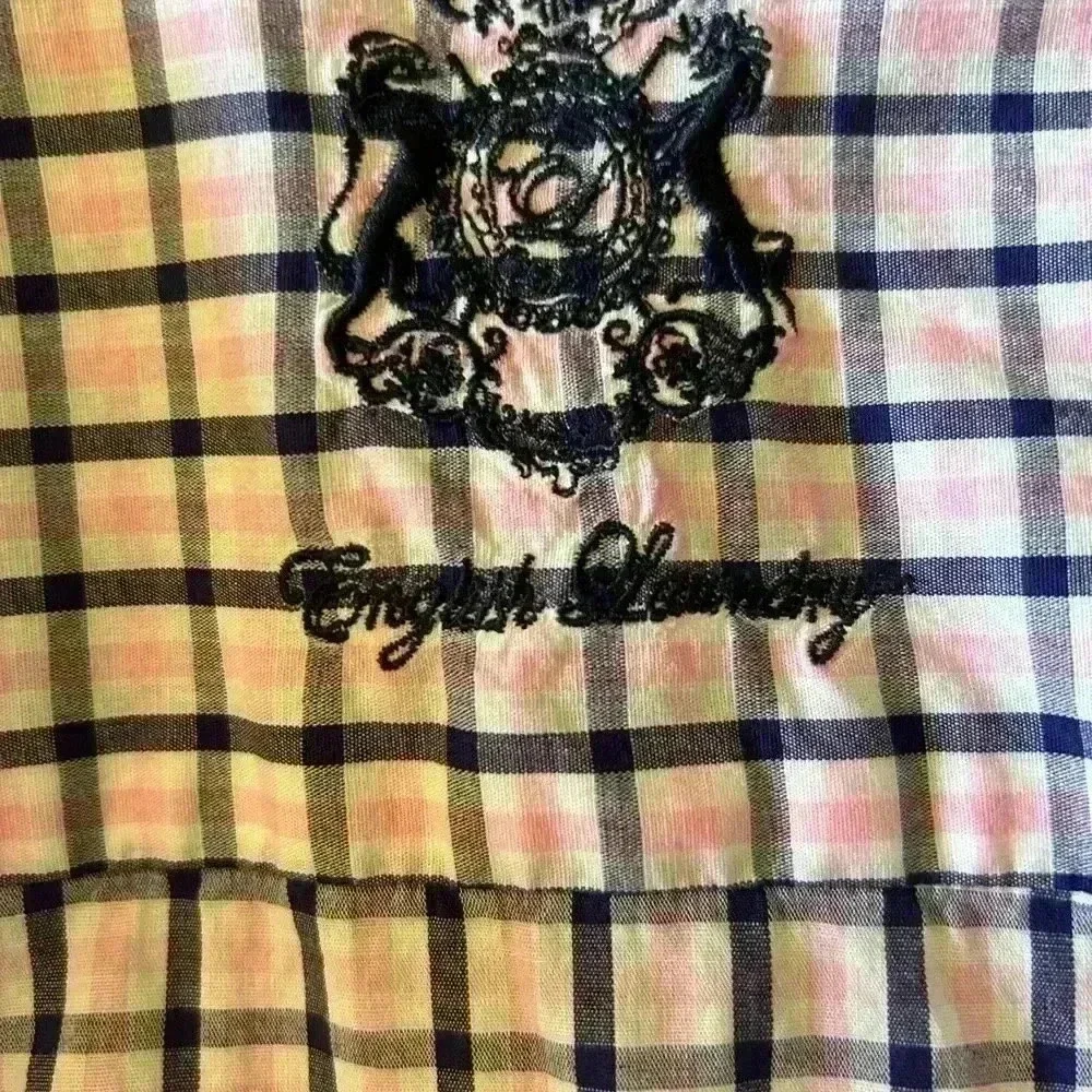 English Laundry Men’s Dress Shirt. Size 16-16.5, Large. Navy/Pink. Preowned.